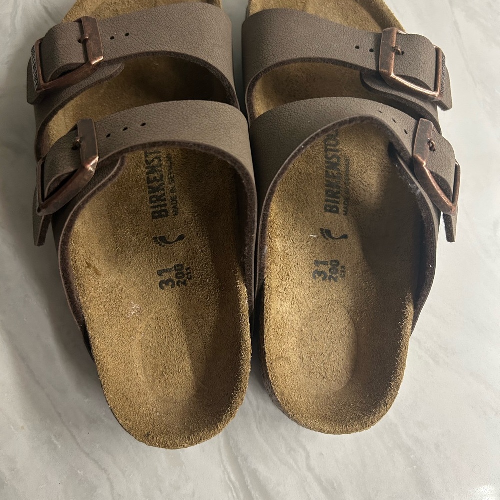 Birkenstock Kids Unisex Taupe Sandals with Buckles